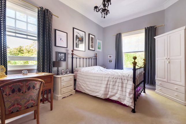Flat for sale in London Road, Camberley, Surrey