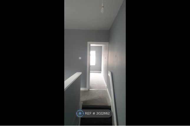 The Flat, High Street, Chasetown, Burntwood photo 4