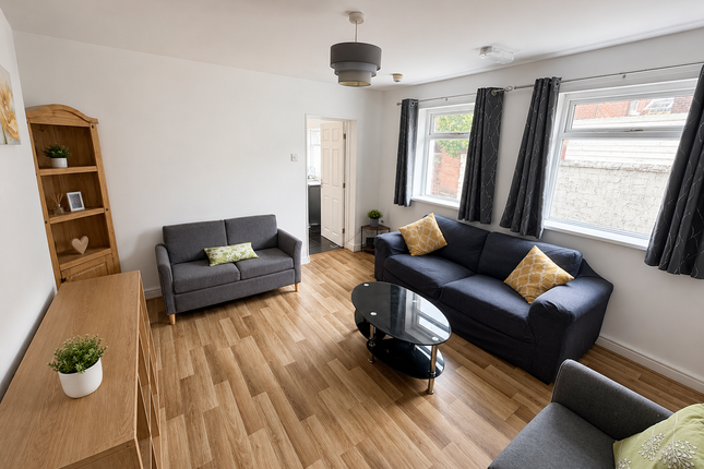 Room 3, 2 Swan Street, Doncaster photo 5