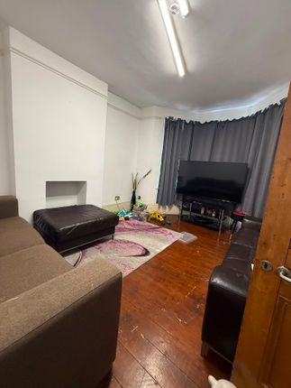48, Preston Road, Leytonstone photo 4