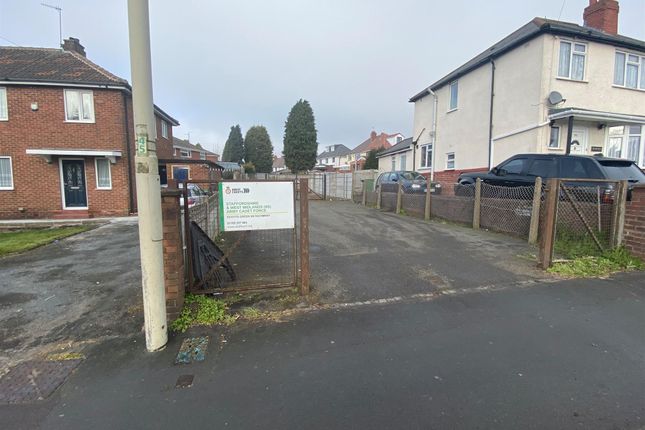 Thumbnail Commercial property for sale in Stourbridge Road, Dudley