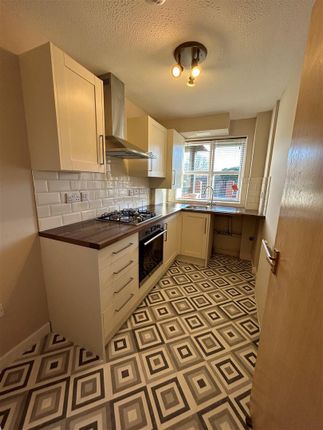 78, Sir Williams Court, Baguley photo 3