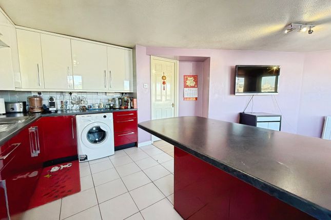 Flat 9, 30, Mavisbank Gardens, Glasgow photo 3