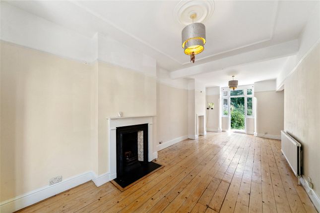 185, Manor Grove, Richmond photo 2
