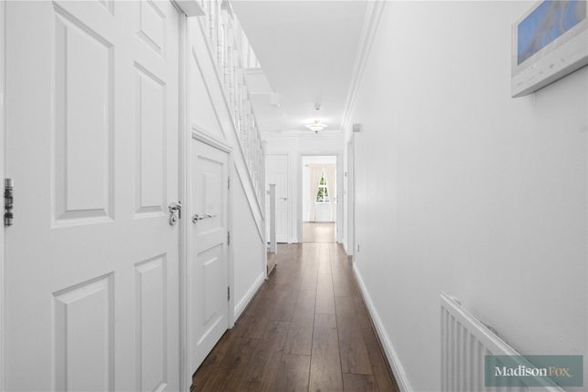 12, Claybury Hall, Woodford Green photo 2