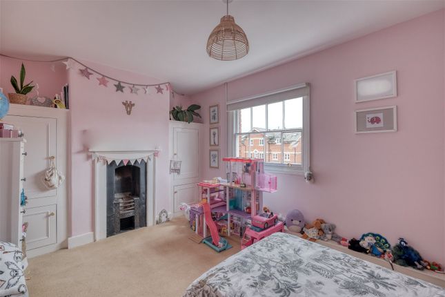 Terraced house for sale in Severn Terrace, Worcester