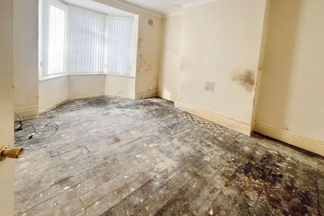 Flat for sale in Ash Grove, Wallsend