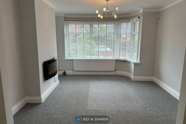 Allerton Grange Avenue, Leeds photo 2
