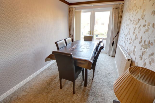 Dining Room Pic1