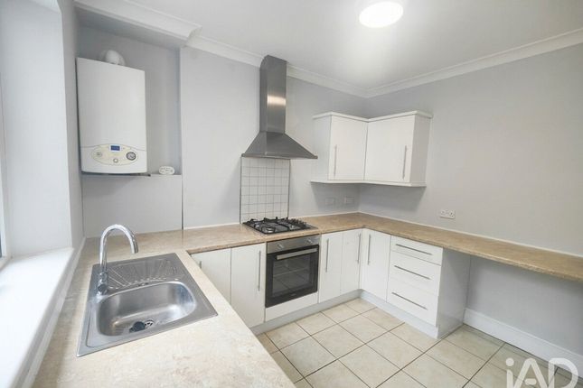 9, Agar Road, Redruth photo 5