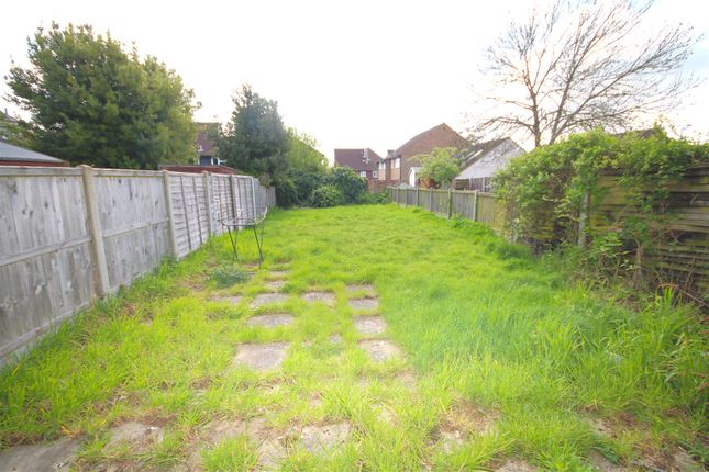 End terrace house for sale in Bramshaw Road, Canterbury