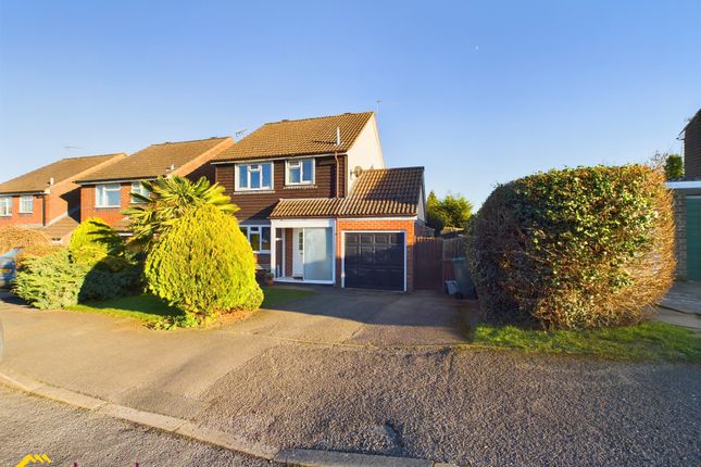 Link-detached house for sale in Hereford Way, Banbury