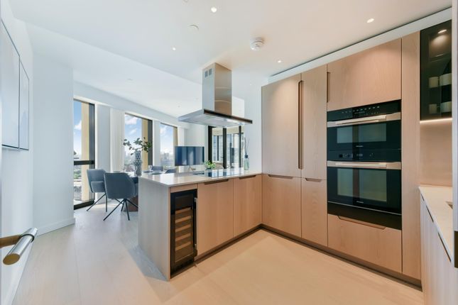 Nine Elms Lane, London photo 4