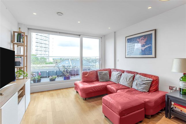 Flat for sale in Ferrier Apartments, 336 Clapham Road, London
