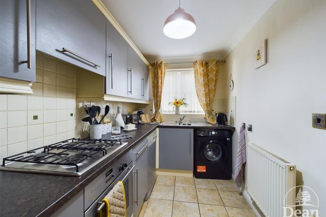 End terrace house for sale in Parragate Road, Cinderford