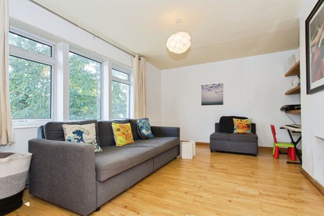 107, Macaulay Avenue, Cambridge photo 2
