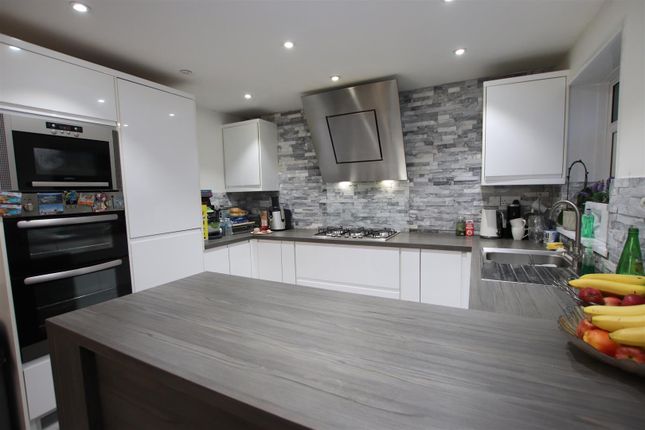 Town house for sale in Sinclair Road, Bradford