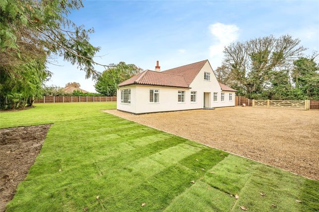 Bungalow for sale in Summer Drive, Hoveton, Norwich