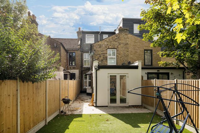 Dyers Hall E11