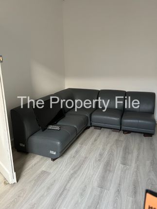 Duplex to rent in Wilmslow Road, Manchester