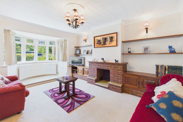 46 Blenheim Place, Aylesbury photo 2