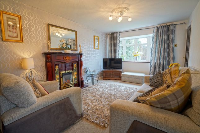 4, Holiwell Close, Rotherham photo 2