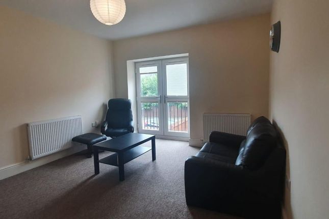 Apt 2, Clarendon Villas, Coventry photo 3