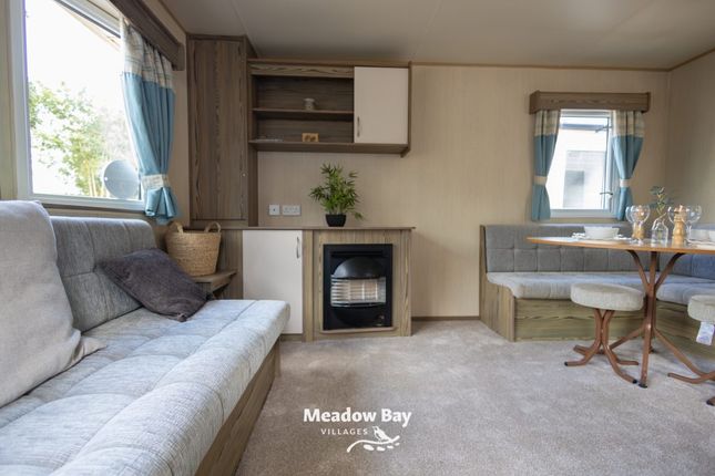 Golden Leas Holiday Park, Plough Road, Minster On Sea photo 2