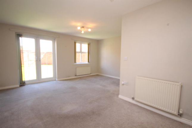 22, Freemans Way, Thirsk photo 2
