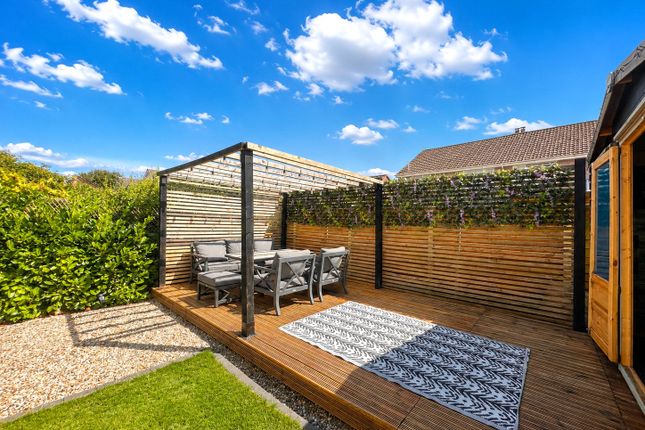 4, Willow Close, Highbridge photo 3