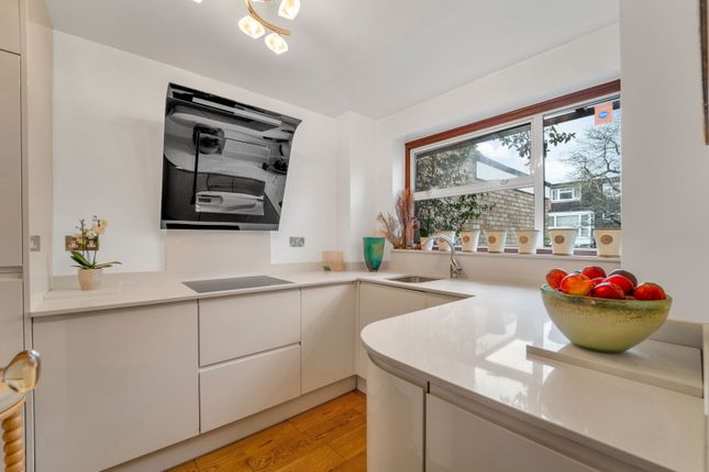3-bed house on 11, Hardwick Green, London, £780,000