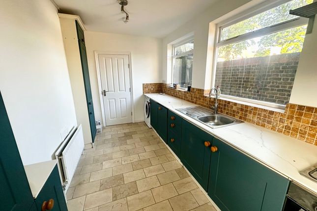 125-127, Longhurst Road, London photo 5