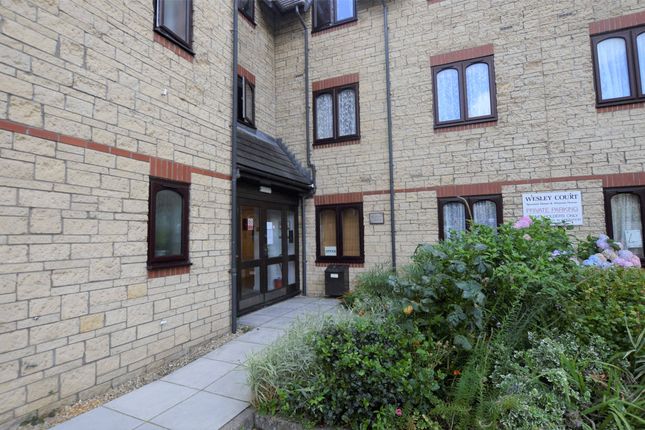 Thumbnail Flat for sale in Wesley Court, Stroud, Gloucestershire