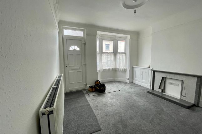 22, Castle Road, Leicester photo 4