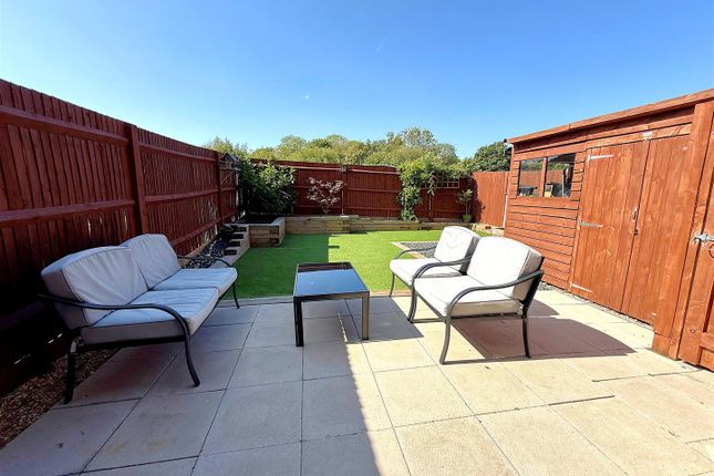 11, Coldland Road, Fareham photo 2