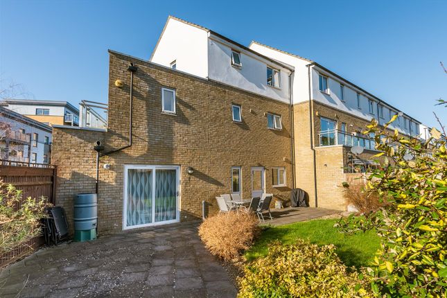 Town house for sale in Spring Promenade, West Drayton