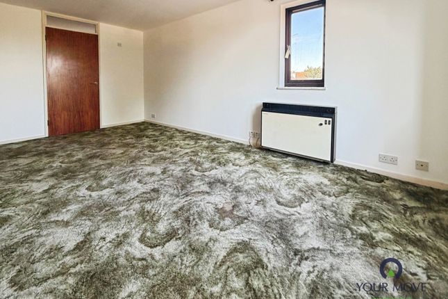 35, Selkirk Drive, Erith photo 3