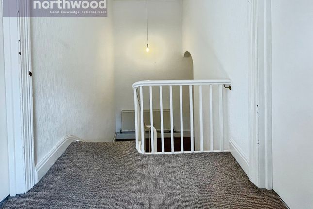 Flat 3, 206, Seabank Road, Wirral photo 2