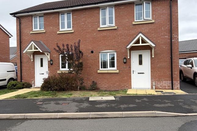 4, Dalesbred Avenue photo 2