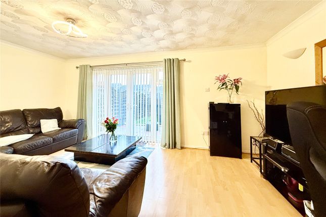 14, Conifer Way, Kent photo 2