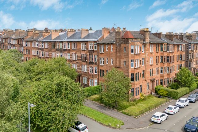 Thumbnail Flat for sale in Edgehill Road, Broomhill