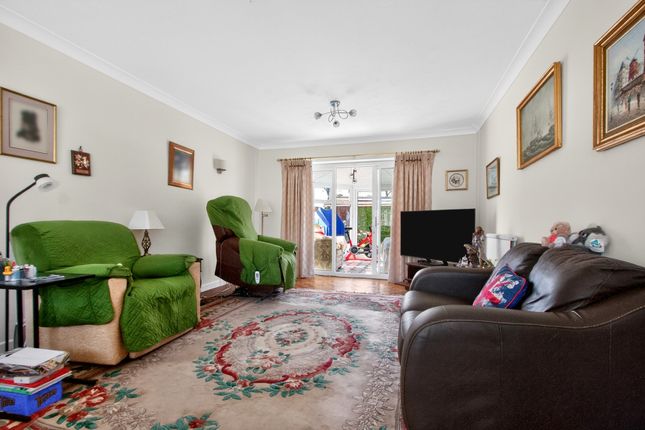 1, Arundel Close, Fleet photo 2