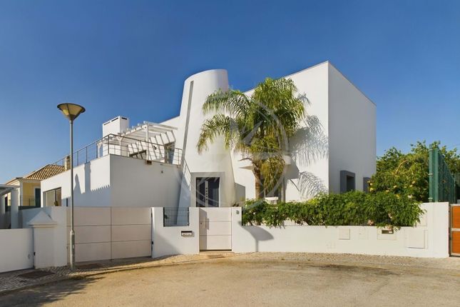 Thumbnail Villa for sale in Town Centre, Tavira (Santa Maria E Santiago), Tavira Algarve