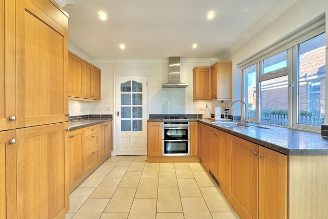 20, Brambles Road, Burnham-On-Sea photo 4