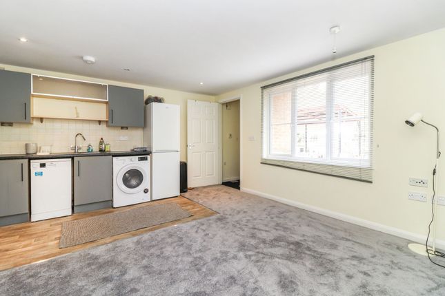 40 Fourdrinier Way, Hemel Hempstead photo 5