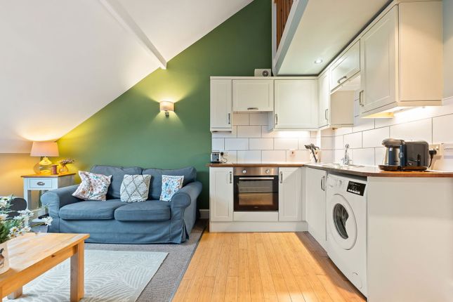 153,Apartment 8 Ward House, Smedley Street, Matlock photo 3