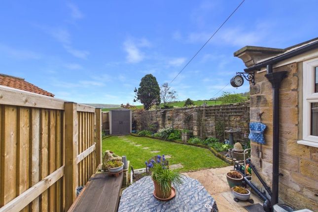 2, Thorpe Green, Whitby photo 2
