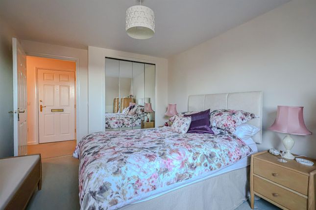 47 Parry Court, Hazel Grove, Nottingham photo 4
