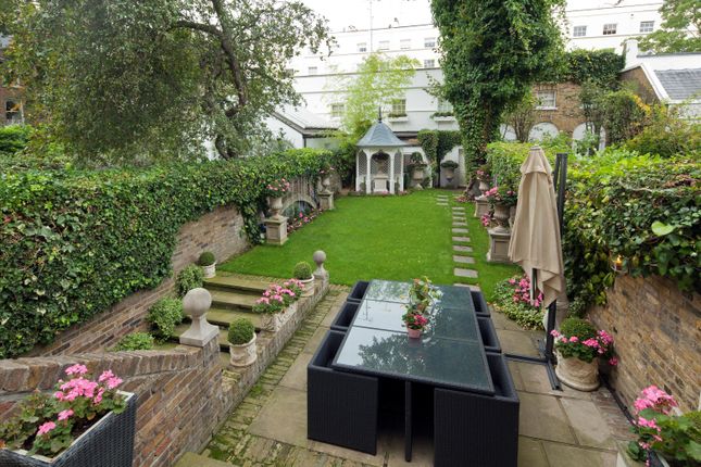 Terraced house for sale in Hanover Terrace, London