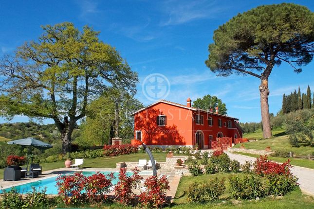 Villa for sale in Castelfiorentino, Firenze, Tuscany